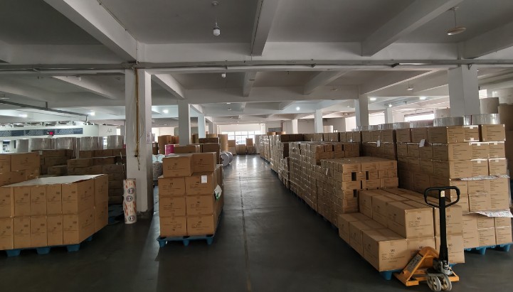 Servetkleurenbereik en magazijnvoorraadcapaciteit - Ningbo Kosda